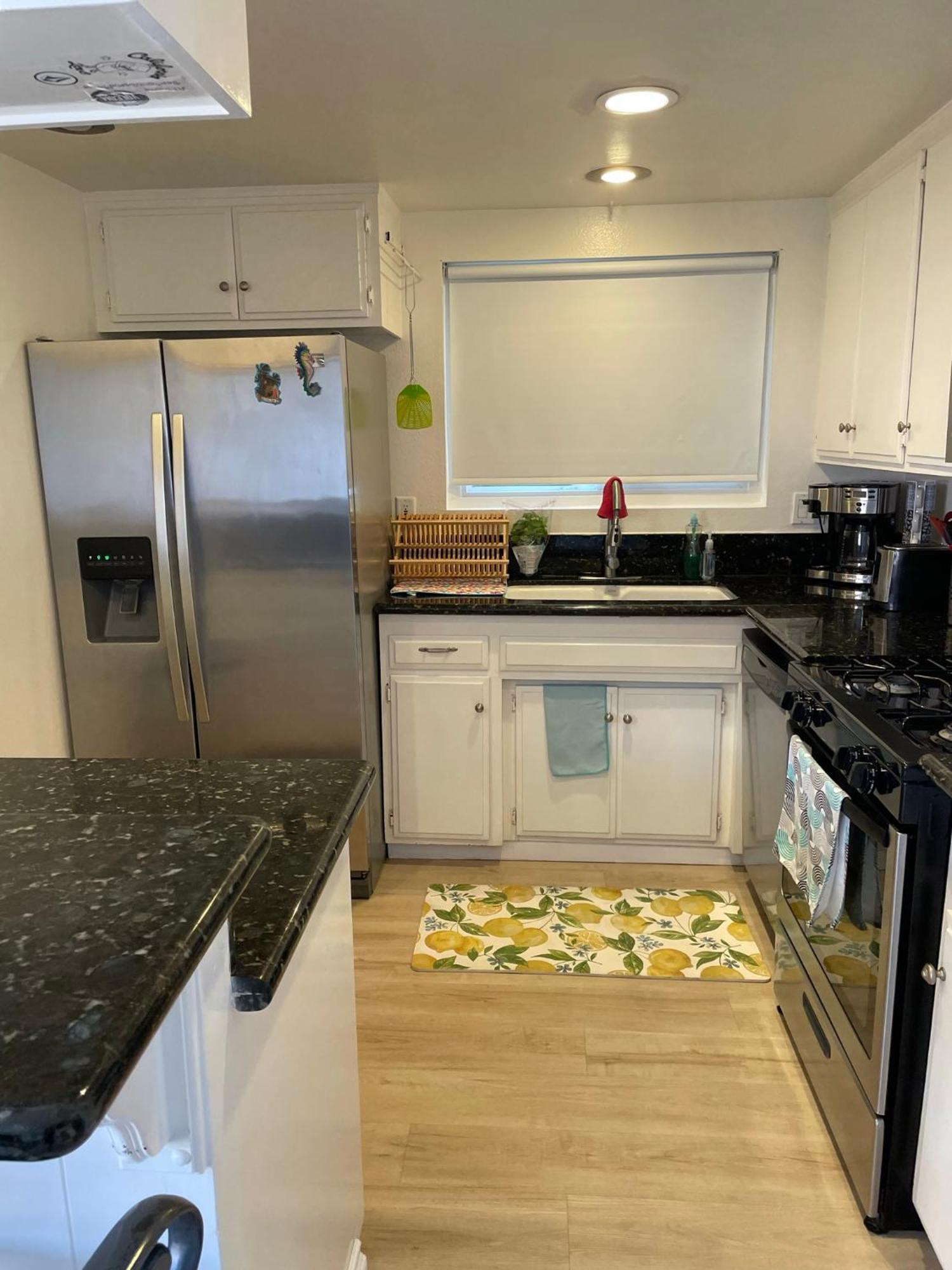 Sweet Beach Duplex Newport Beach Room photo